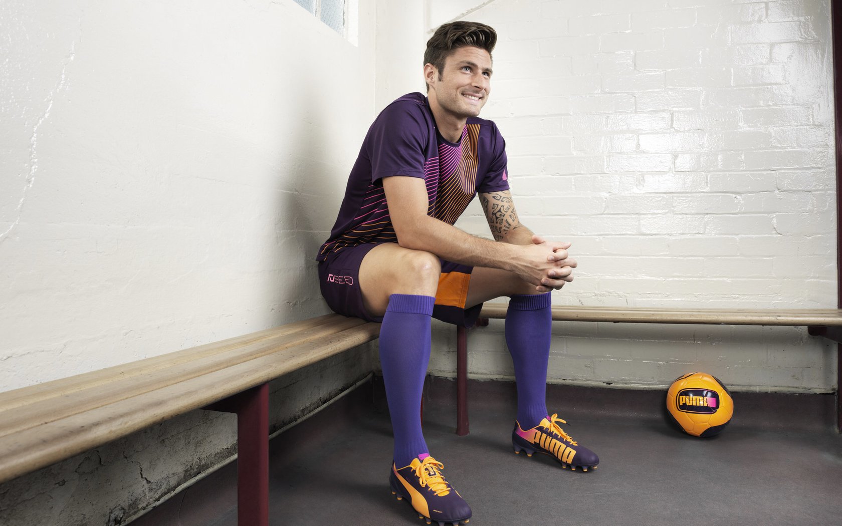 麦金托什决赛表现赢得媒体热议，麦金托什的著名作品